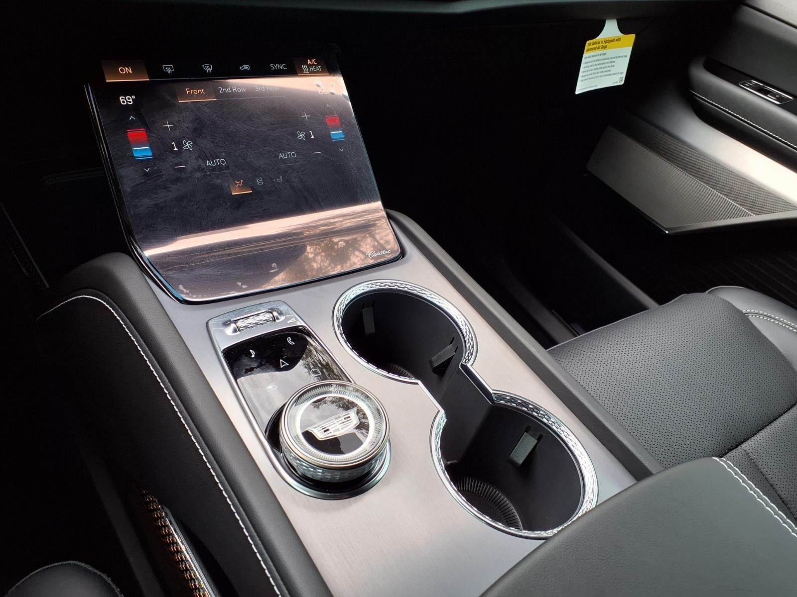 2026 Cadillac VISTIQ Luxury