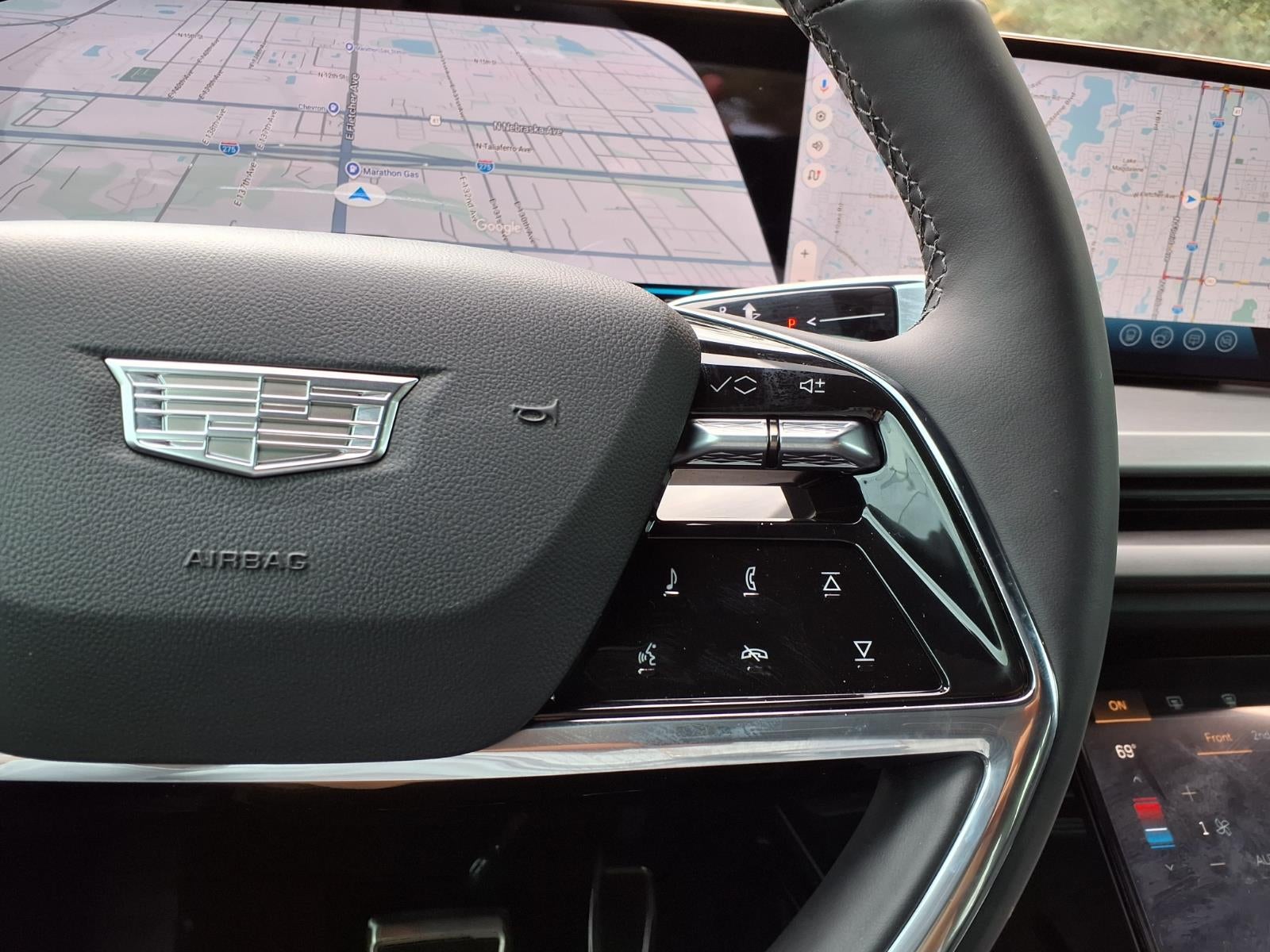 2026 Cadillac VISTIQ Luxury