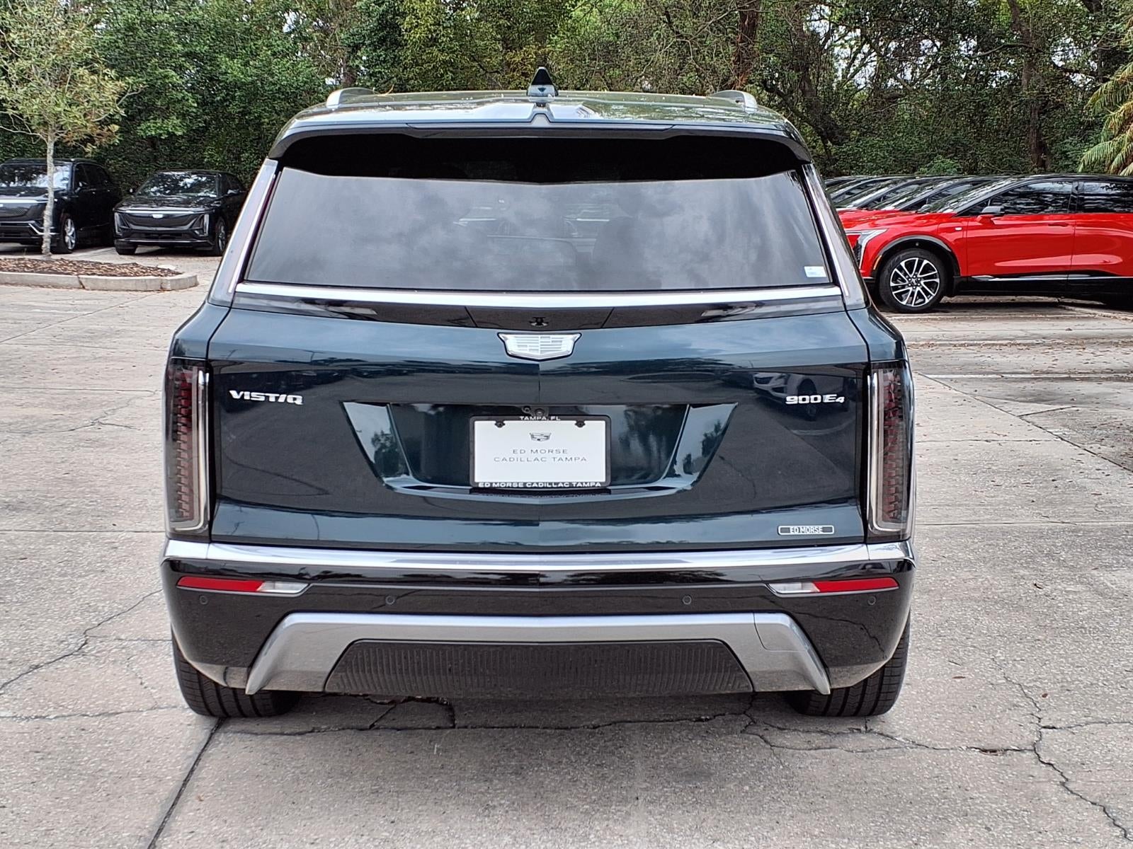 2026 Cadillac VISTIQ Luxury