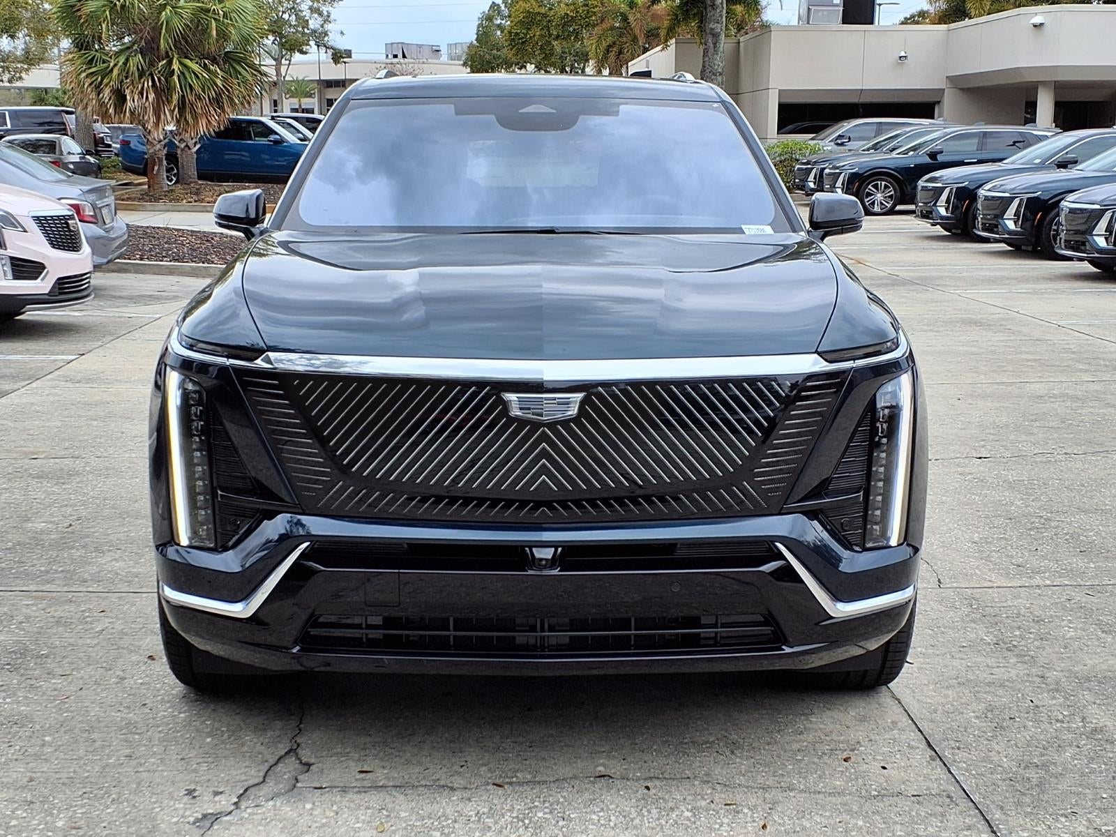 2026 Cadillac VISTIQ Luxury