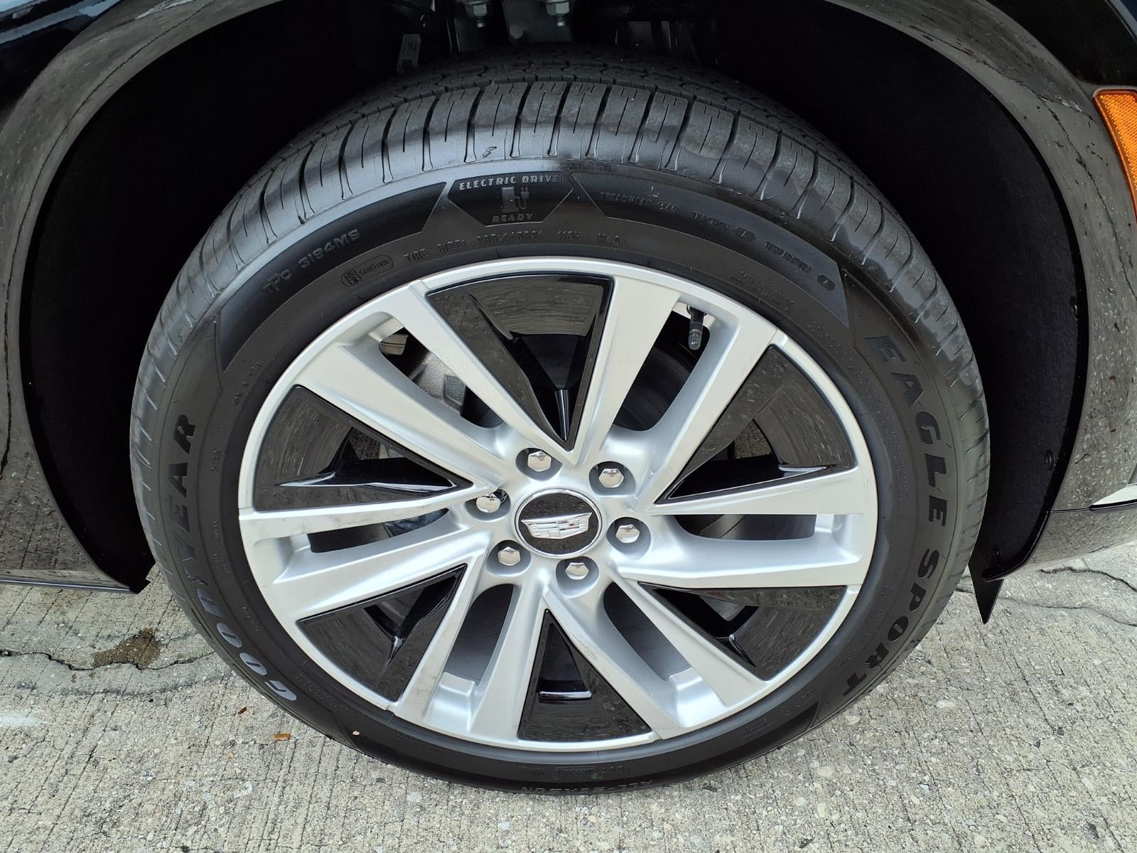 2026 Cadillac VISTIQ Luxury