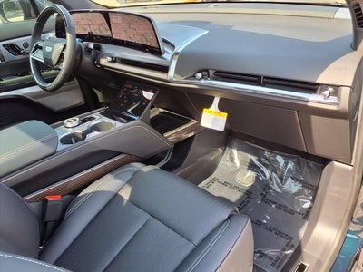 2027 Cadillac VISTIQ Luxury
