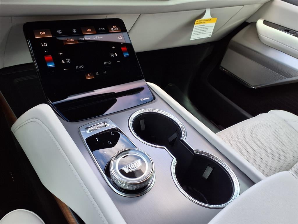 2026 Cadillac VISTIQ Luxury