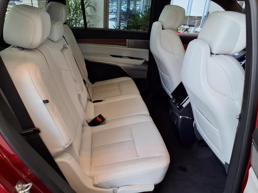 2026 Cadillac VISTIQ Luxury - Photo 11