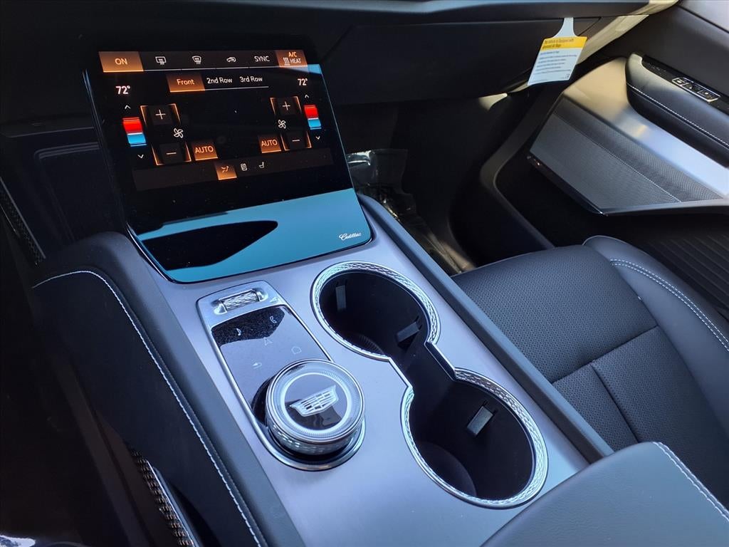 2026 Cadillac VISTIQ Luxury