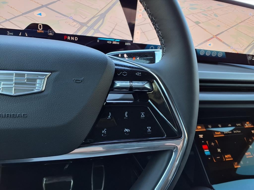 2026 Cadillac VISTIQ Luxury