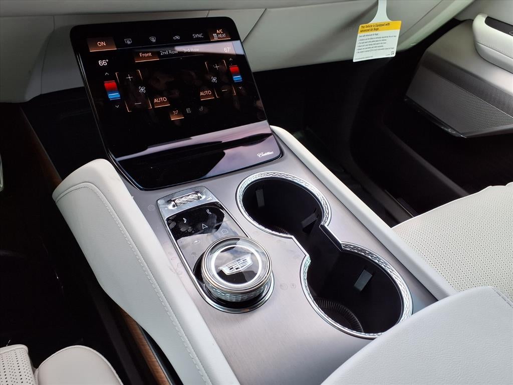 2026 Cadillac VISTIQ Luxury