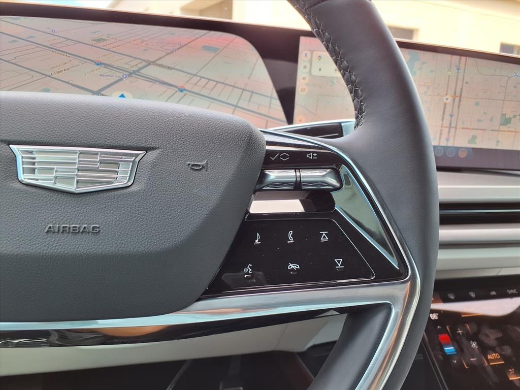 2026 Cadillac VISTIQ Luxury