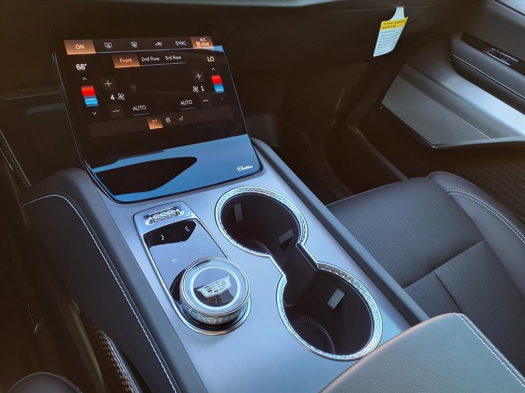 2026 Cadillac VISTIQ Luxury