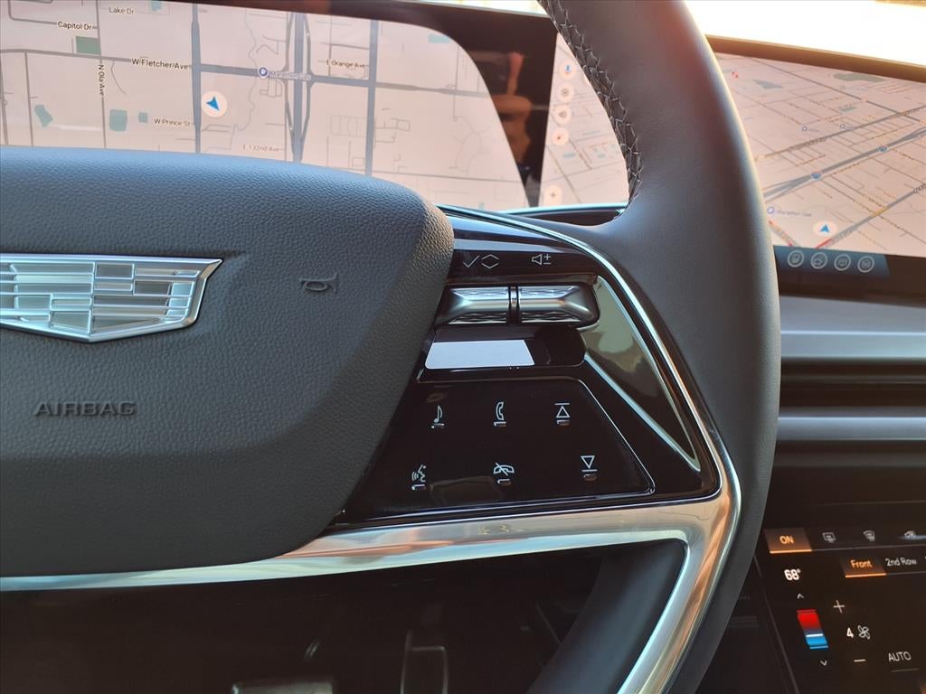 2026 Cadillac VISTIQ Luxury