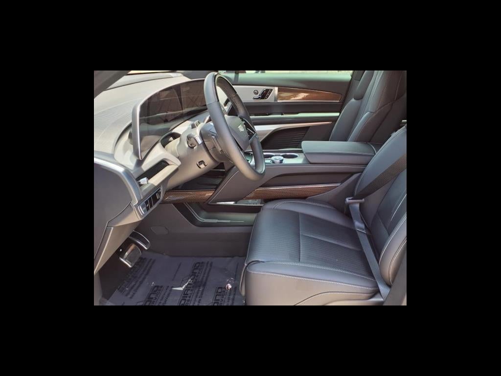 2026 Cadillac VISTIQ Luxury