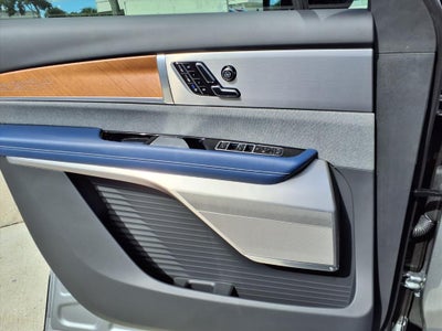 2026 Cadillac VISTIQ Premium Luxury