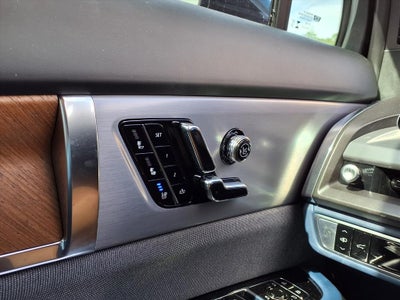 2026 Cadillac VISTIQ Premium Luxury