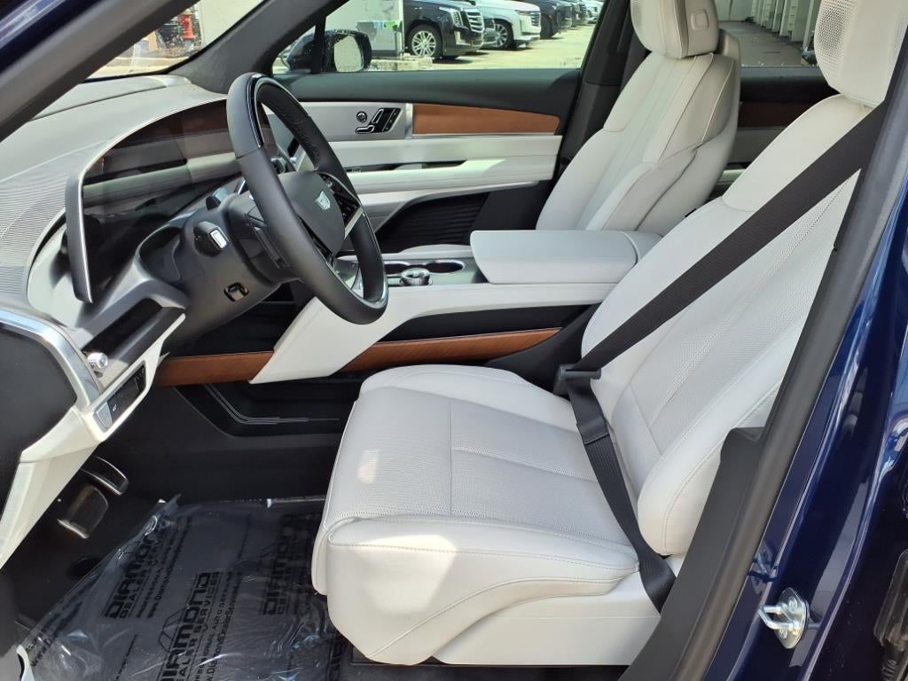 2026 Cadillac VISTIQ Sport