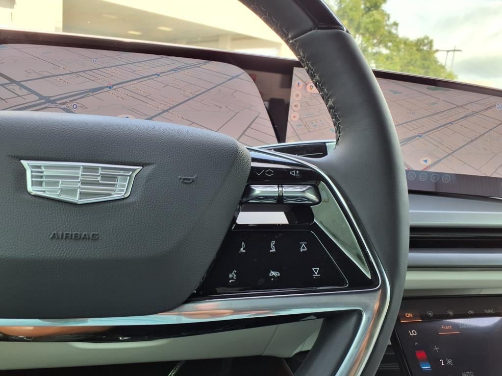 2026 Cadillac VISTIQ Sport