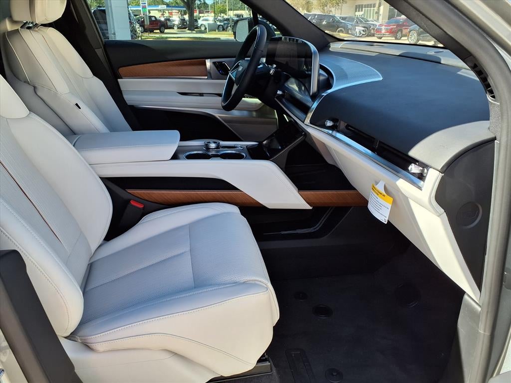 2026 Cadillac VISTIQ Sport