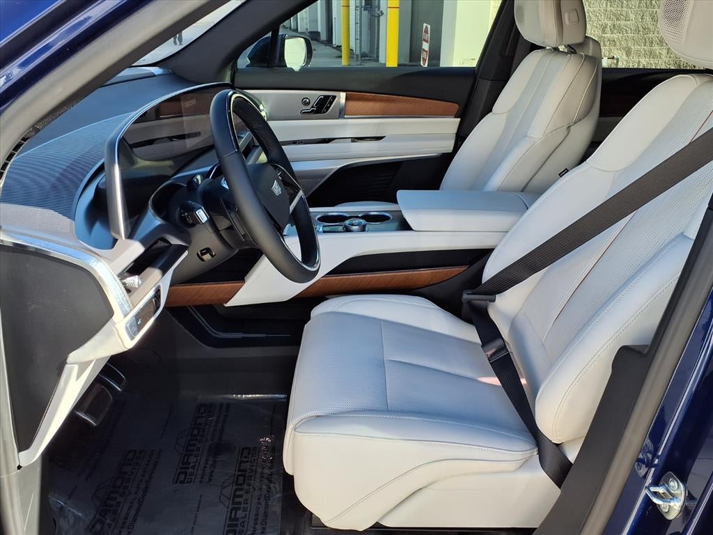 2026 Cadillac VISTIQ Sport