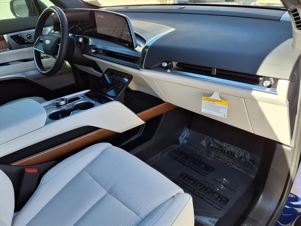 2026 Cadillac VISTIQ Sport