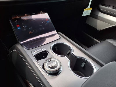 2027 Cadillac VISTIQ Sport