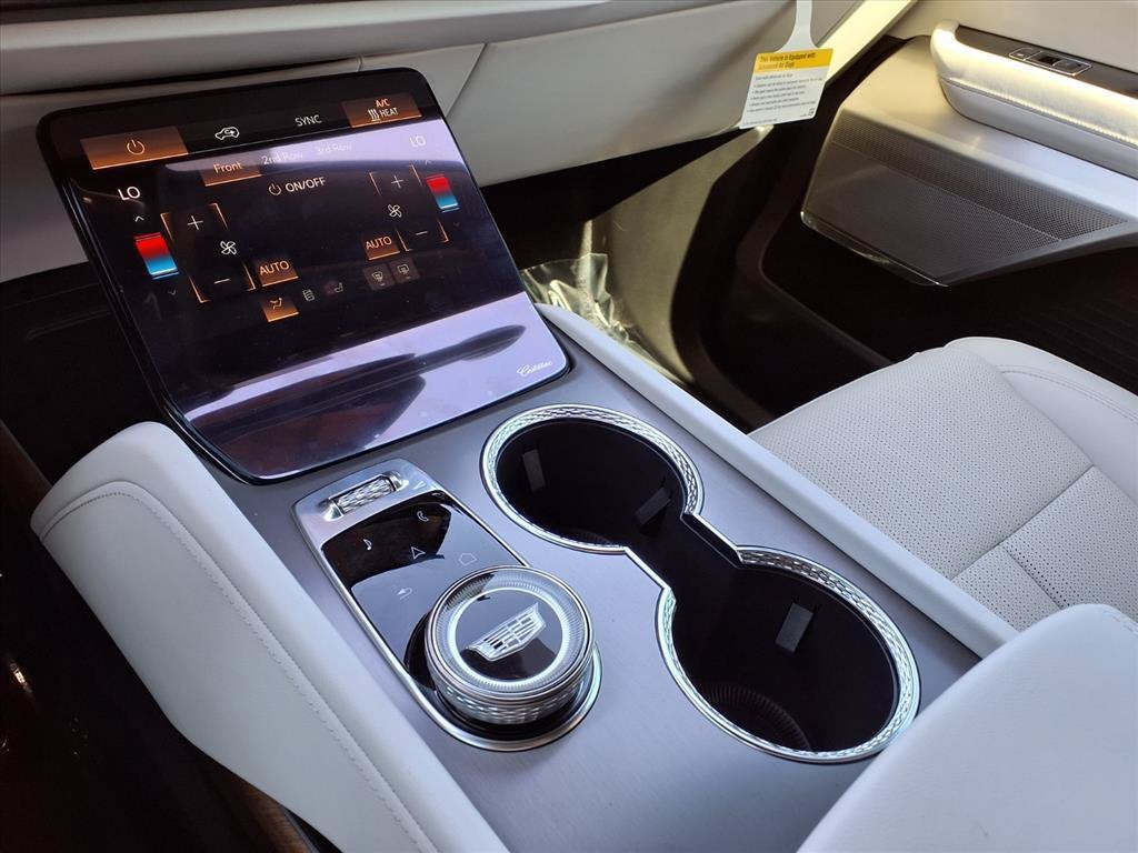 2027 Cadillac VISTIQ Sport