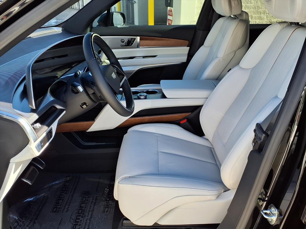 2026 Cadillac VISTIQ Sport