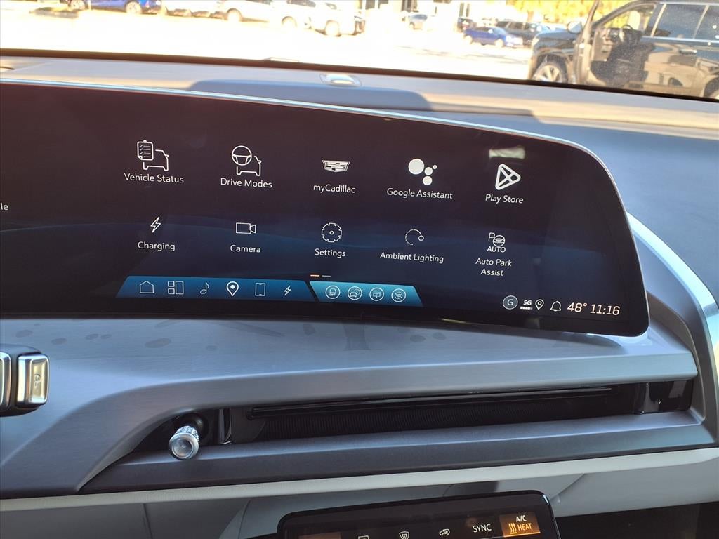 2026 Cadillac VISTIQ Sport