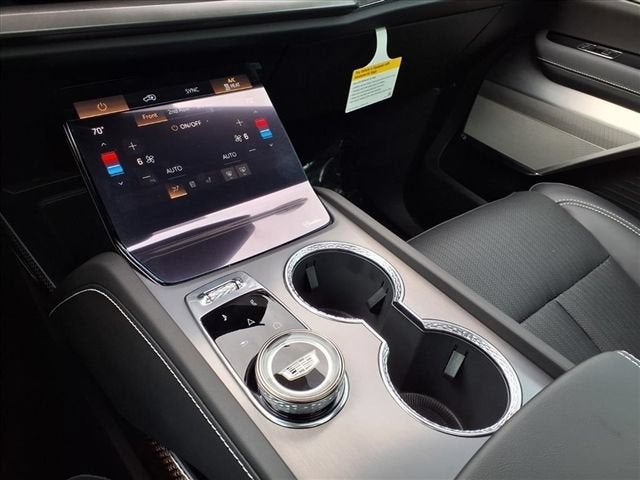 2027 Cadillac VISTIQ Sport