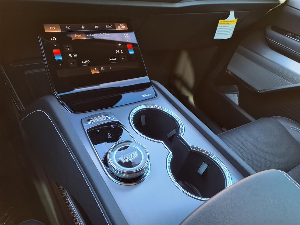 2026 Cadillac VISTIQ Sport