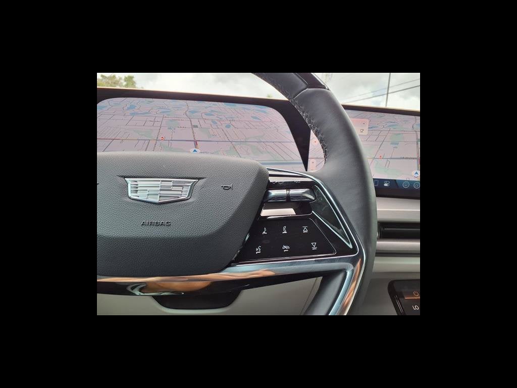 2027 Cadillac VISTIQ Sport