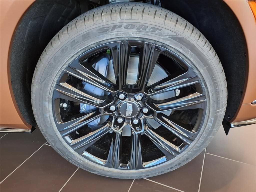 2027 Cadillac VISTIQ Platinum