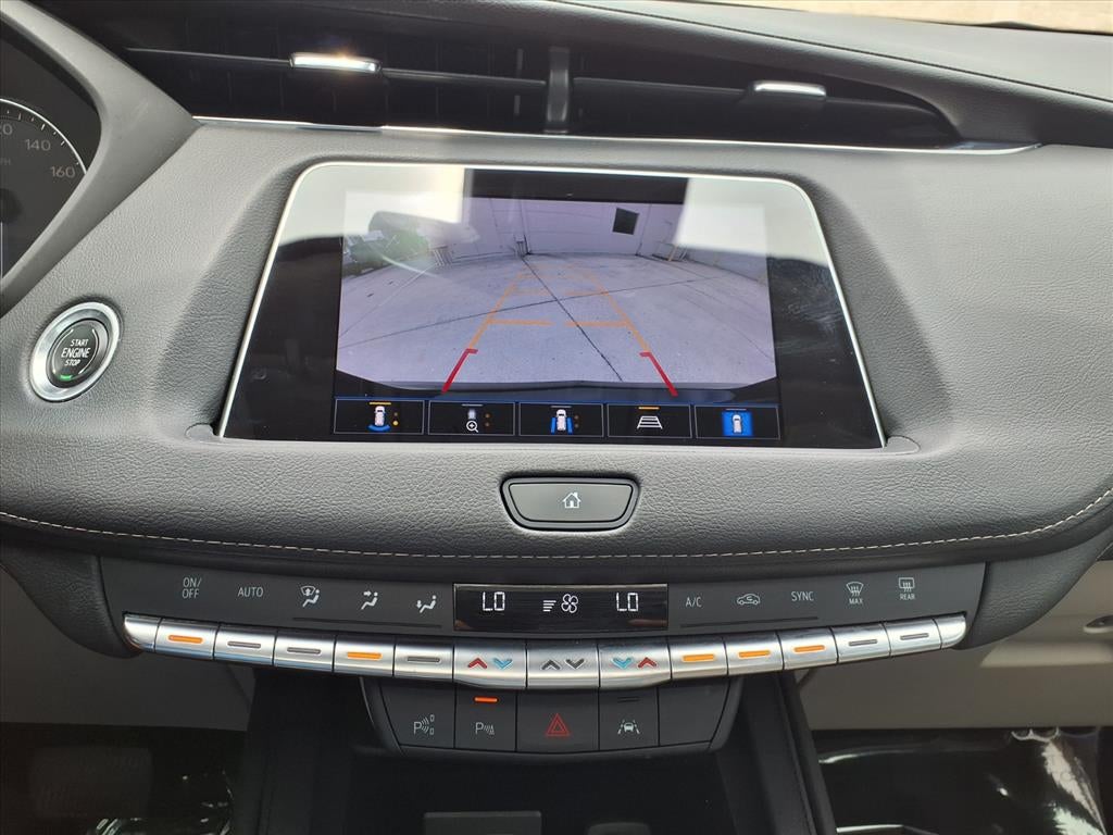 2022 Cadillac XT4 Premium Luxury