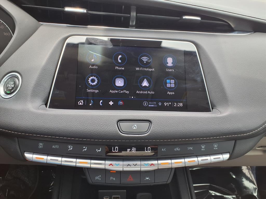 2022 Cadillac XT4 Premium Luxury