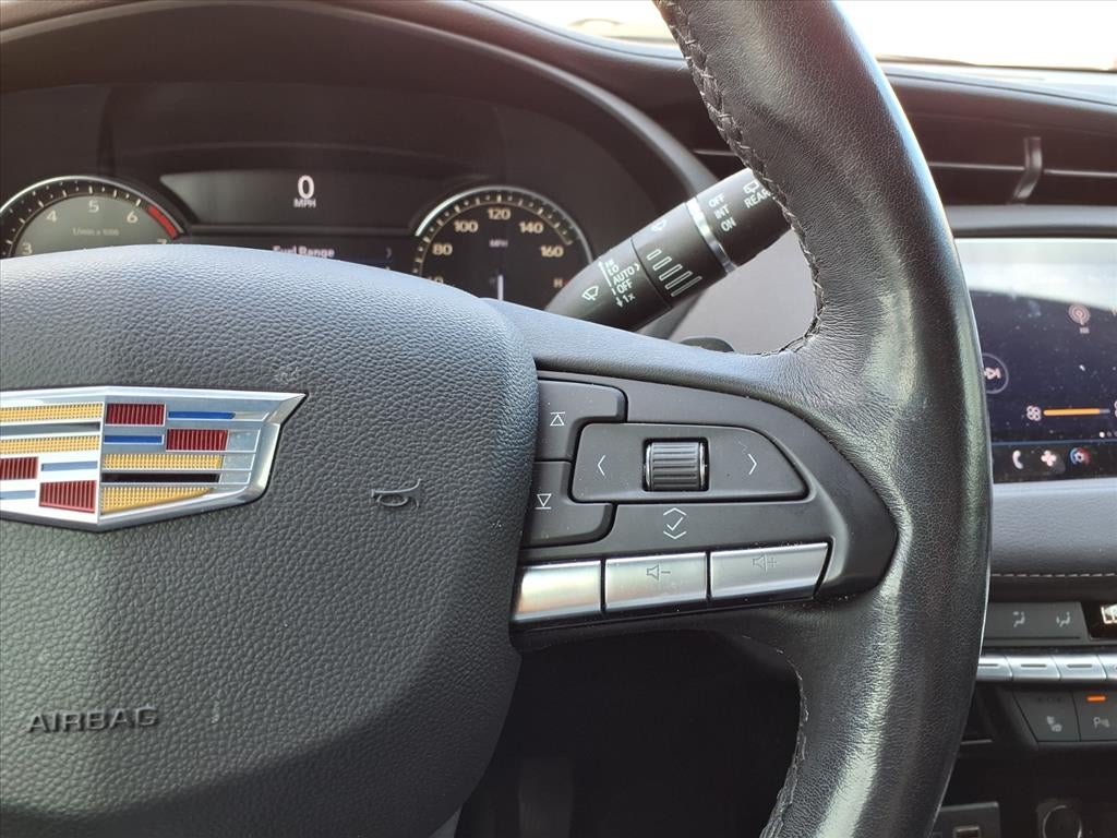 2023 Cadillac XT4 Premium Luxury