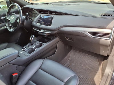 2023 Cadillac XT4 Premium Luxury