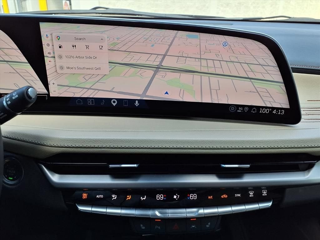2025 Cadillac XT4 Premium Luxury