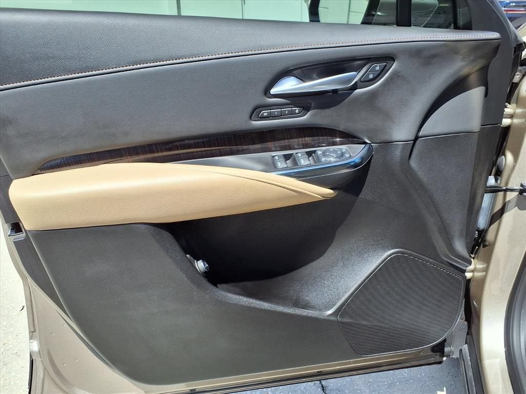 2025 Cadillac XT4 Premium Luxury - Photo 20