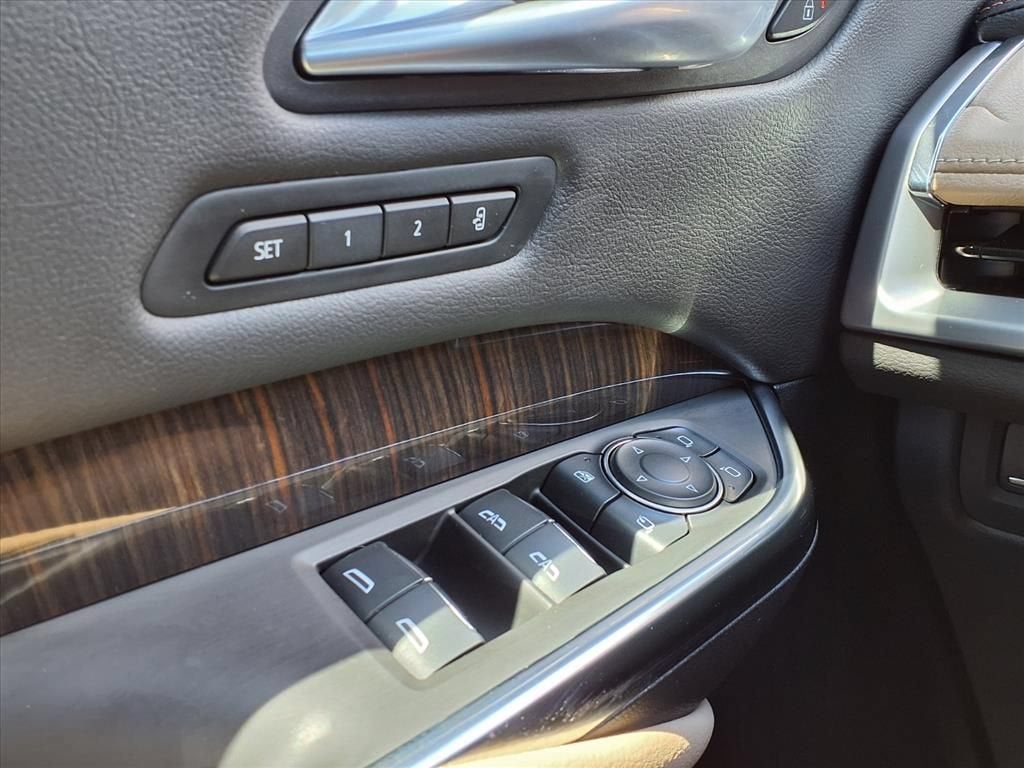 2025 Cadillac XT4 Premium Luxury - Photo 28