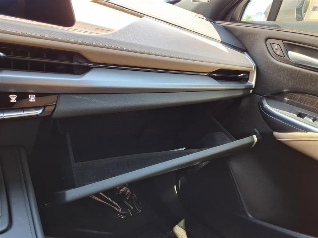2025 Cadillac XT4 Premium Luxury - Photo 29