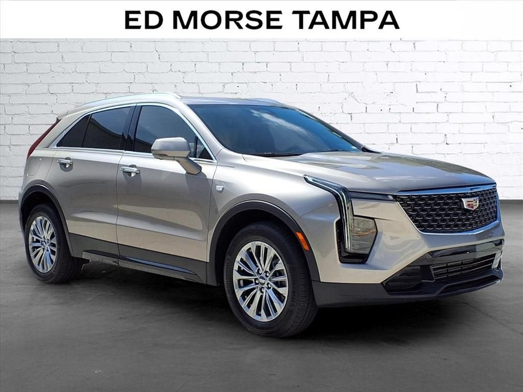 2025 Cadillac XT4 Premium Luxury