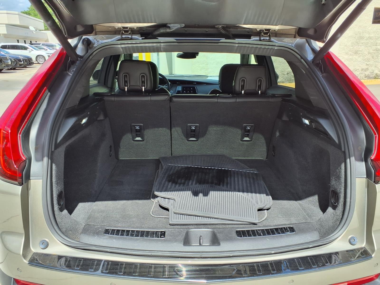 2020 Cadillac XT4 Premium Luxury