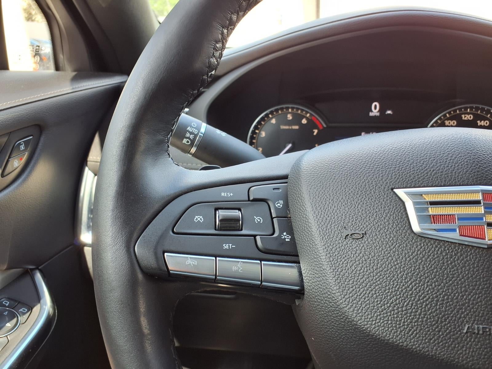 2020 Cadillac XT4 Premium Luxury