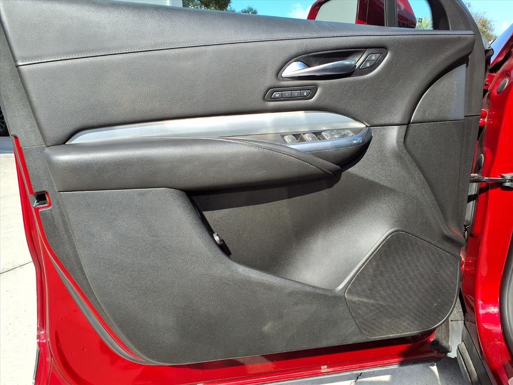 2021 Cadillac XT4 Premium Luxury