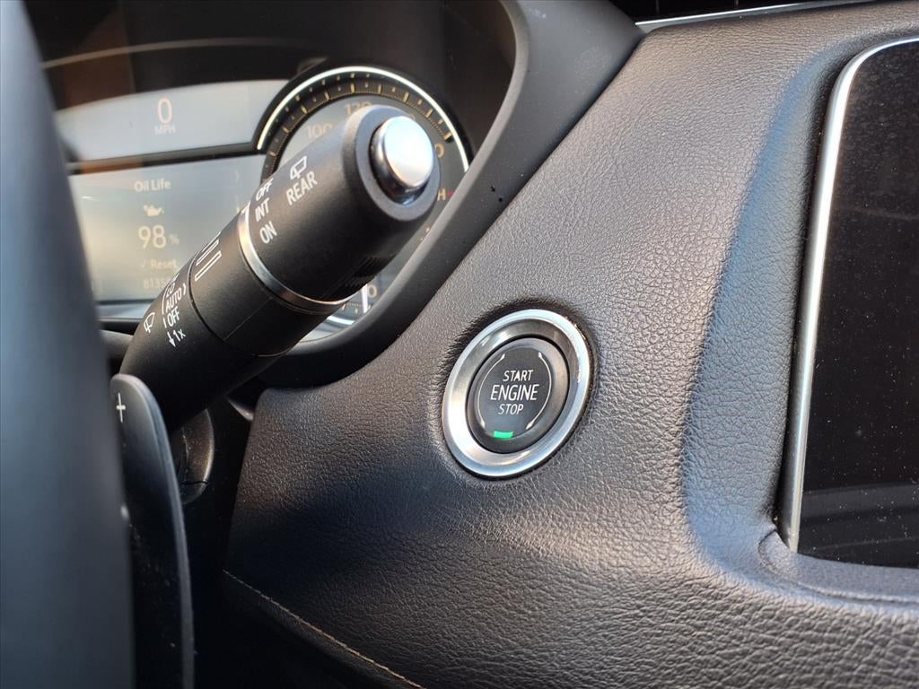 2021 Cadillac XT4 Premium Luxury