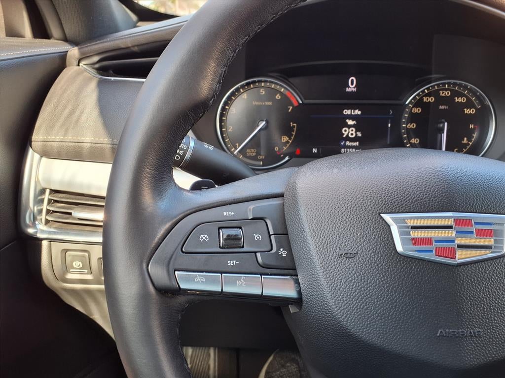 2021 Cadillac XT4 Premium Luxury