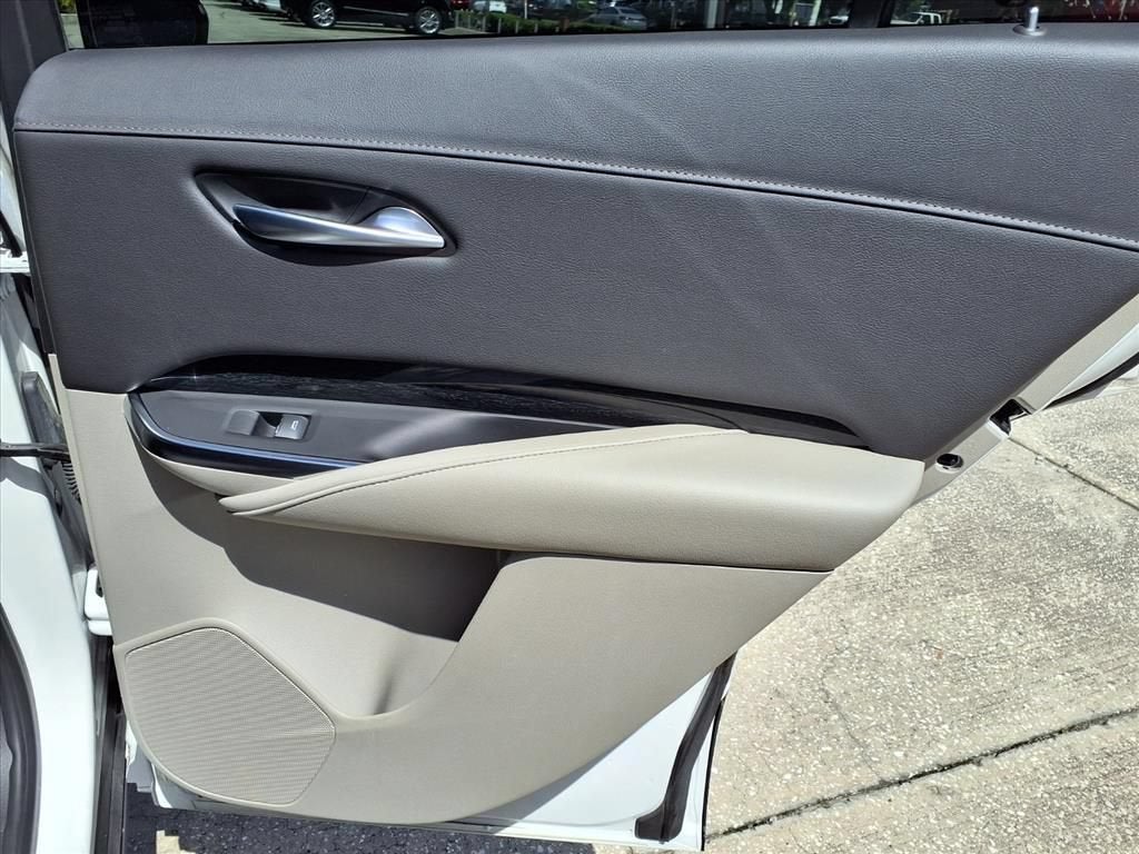 2023 Cadillac XT4 Premium Luxury - Photo 12