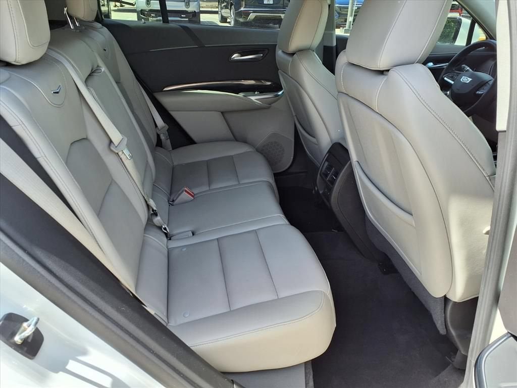2023 Cadillac XT4 Premium Luxury - Photo 13