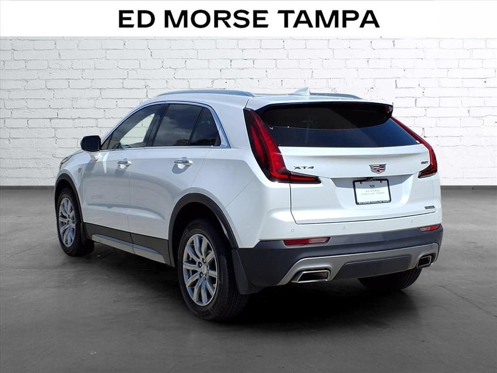 2023 Cadillac XT4 Premium Luxury