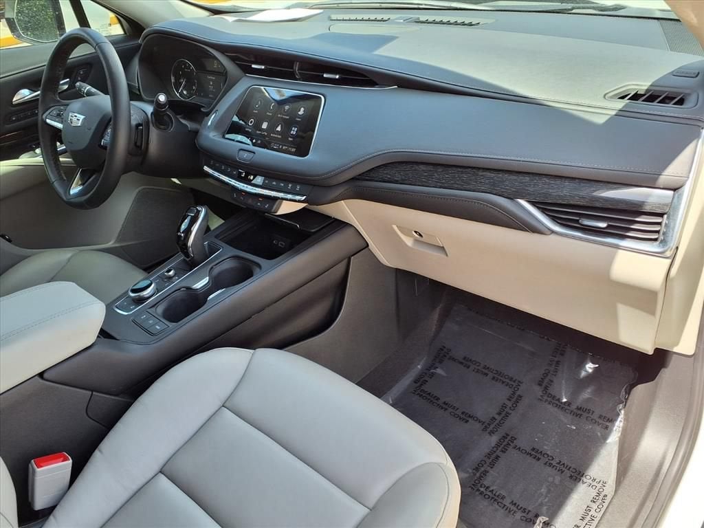 2023 Cadillac XT4 Premium Luxury - Photo 8