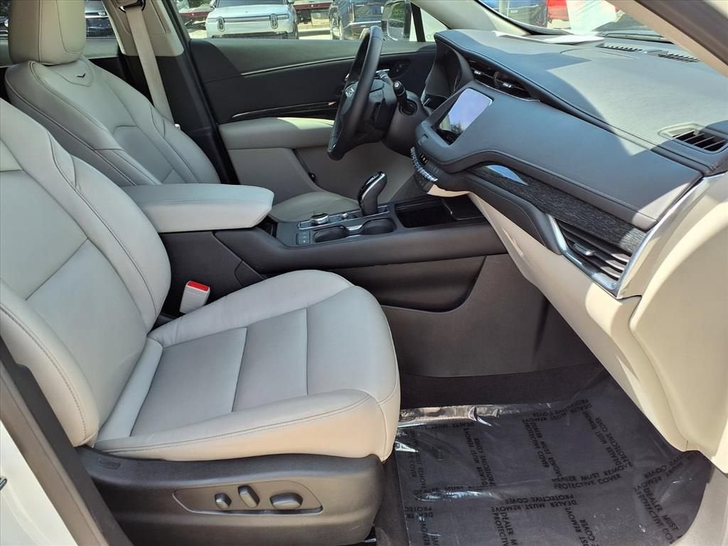 2023 Cadillac XT4 Premium Luxury - Photo 9