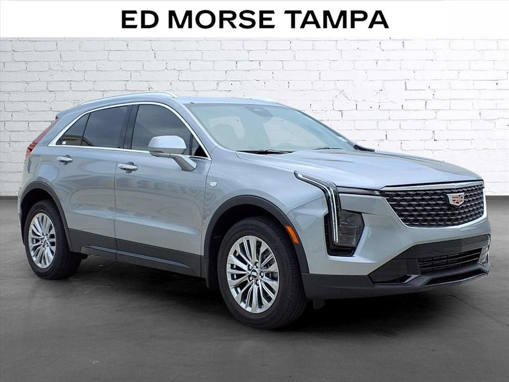 2025 Cadillac XT4 Premium Luxury